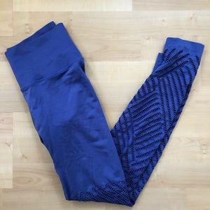 Victoria’s Secret Sport leggings